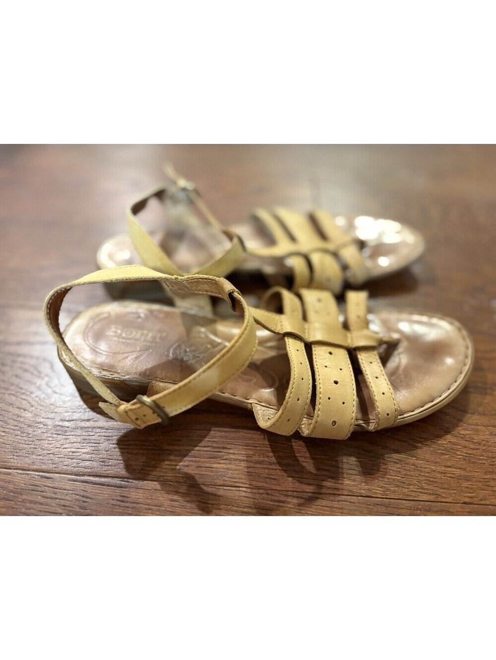 Born Women Comfort Leather Sandals Light Tan shoes sz 10